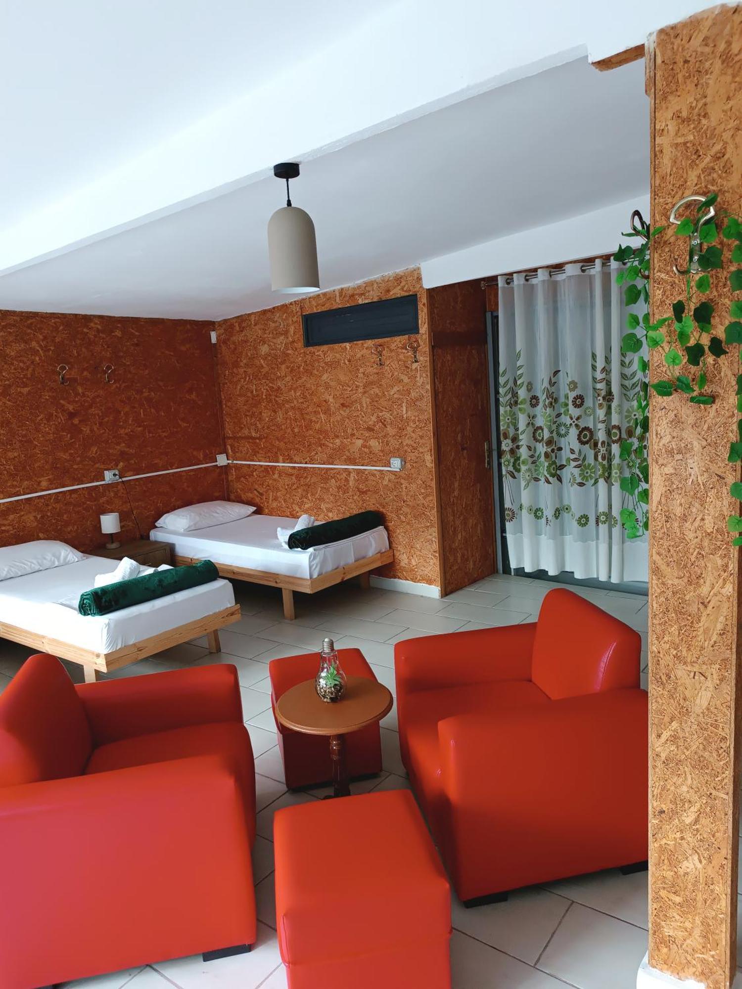 Guest House Tomorri Berat Extérieur photo